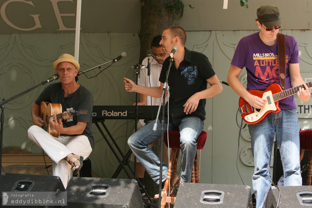 Spook - 2010-07-04 Grote Kerkhof, Deventer - by Eddy Dibbink - 012